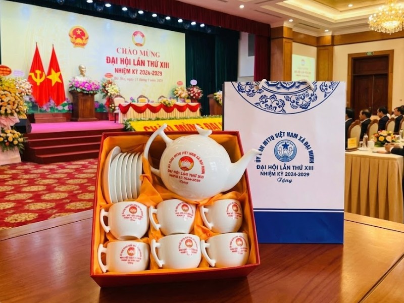 Hội Nghị Hội Thảo