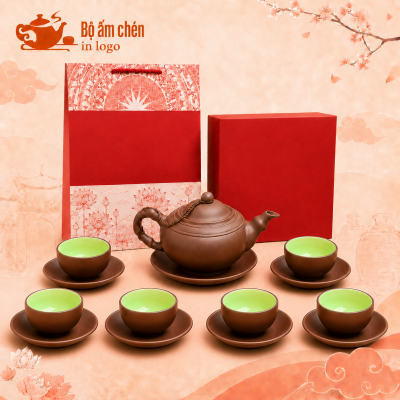 Bộ ấm chén tử sa nâu đỏ in logo khắc viền dáng lùn tròn TS-11