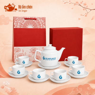 Bộ trà sứ trắng in logo quà tặng dáng vuông cao 650ml MT-04